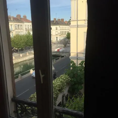 Apartment Coeur Dampierre -