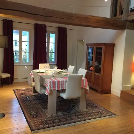 Apartment Coeur Dampierre -